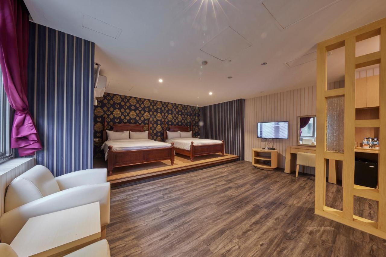 Kyokusui Hotspring Hotel تايبيه المظهر الخارجي الصورة