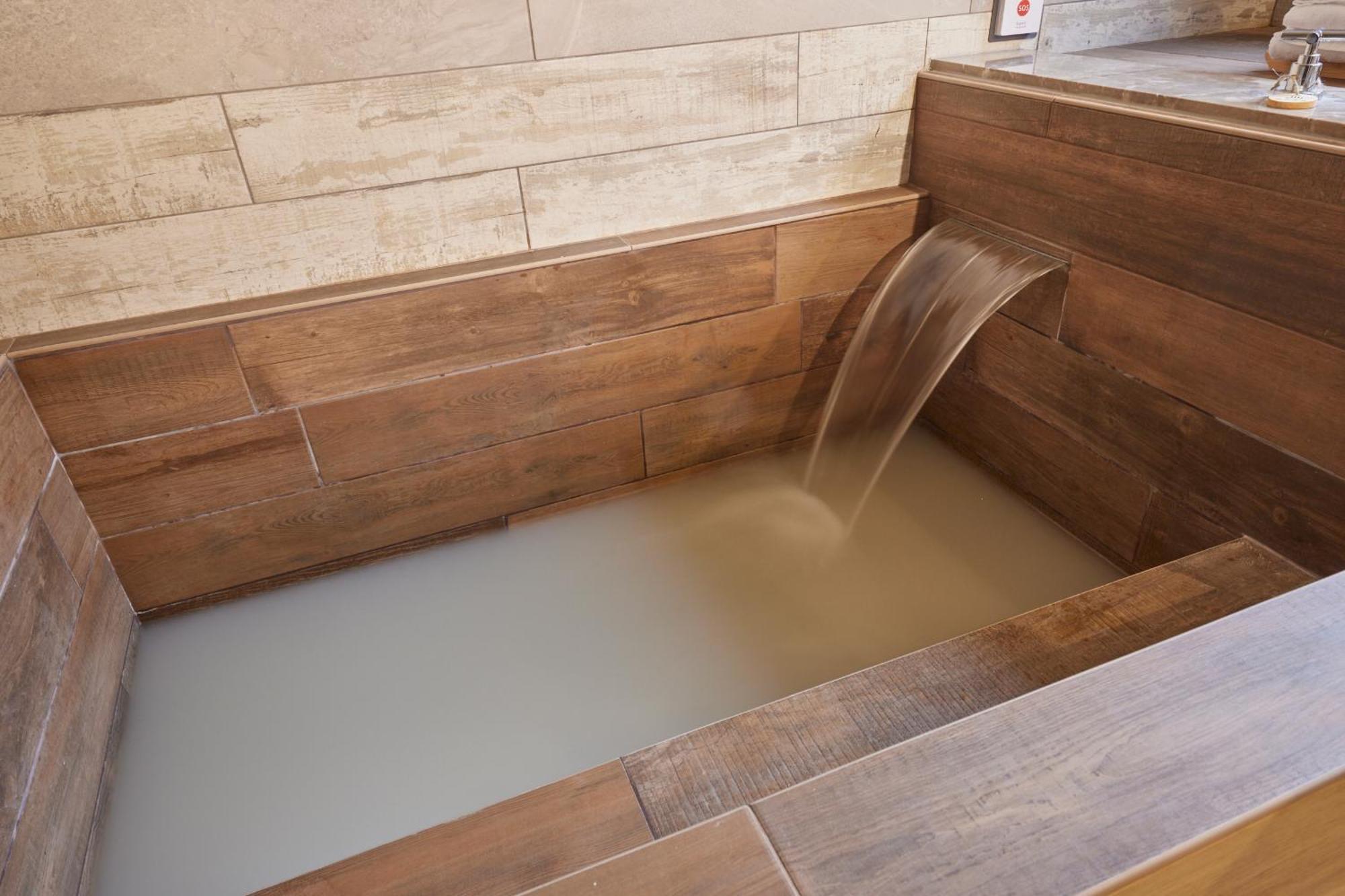 Kyokusui Hotspring Hotel تايبيه المظهر الخارجي الصورة